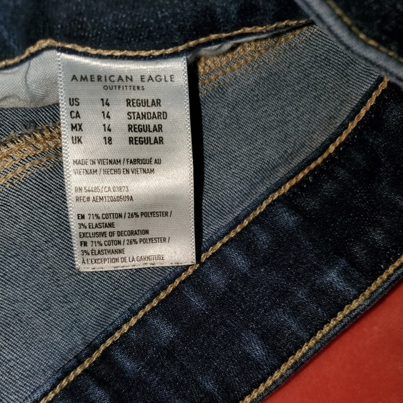 American Eagle Skinny Jean - Picture 2 of 6